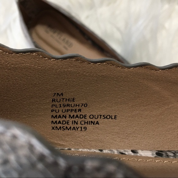 Snakeskin Pattern Ruthie Flat Scalloped Portland - Picture 5 of 7